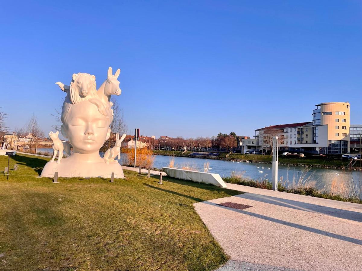 Joli Appartement Au Coeur De Ville Château-Thierry Exterior foto