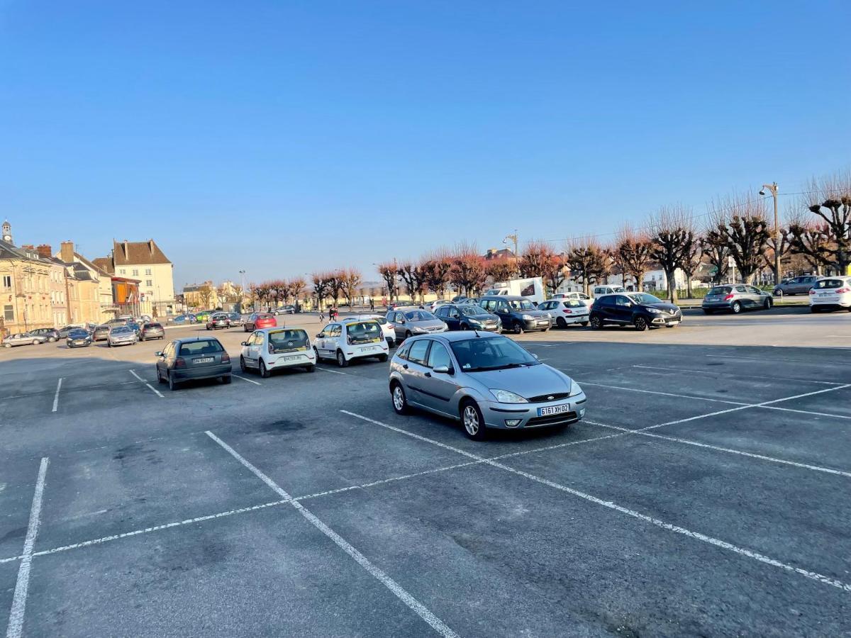 Joli Appartement Au Coeur De Ville Château-Thierry Exterior foto